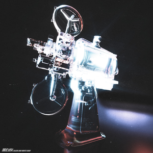 妺妺坐在我腿上啪啪H
